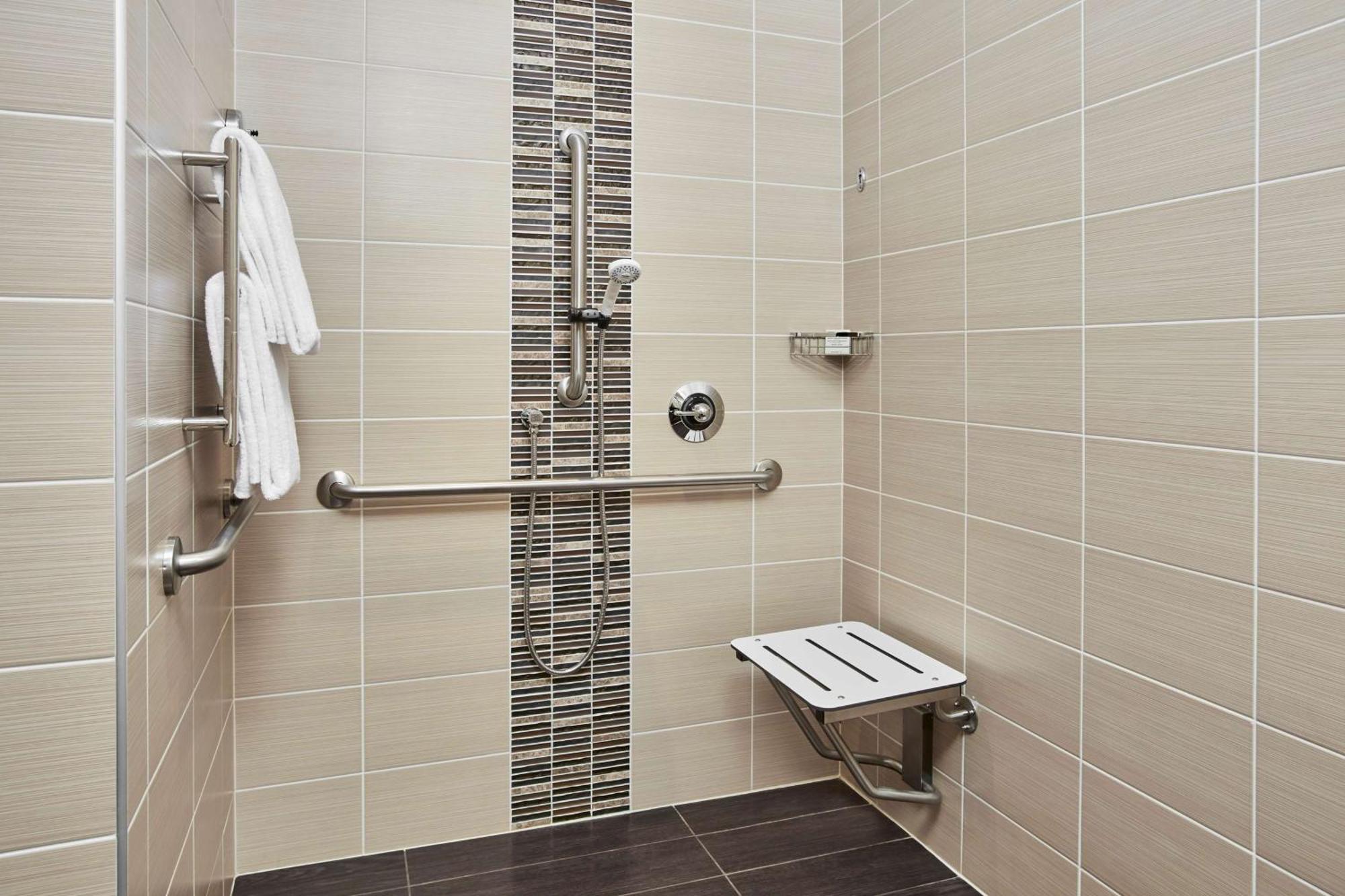 King Room Mobility Accessible